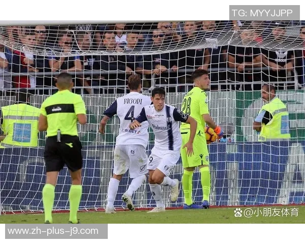 博洛尼亚后卫卡拉菲奥里展现出色防守能力助球队争取佳绩