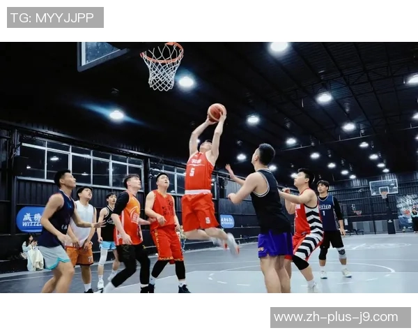篮球明星在赛场上展现绝技与激情引领年轻人热爱篮球运动